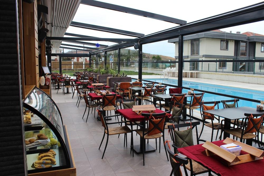 Ucar Royal Hotel Ve Konferans Salonu Ağva Zewnętrze zdjęcie